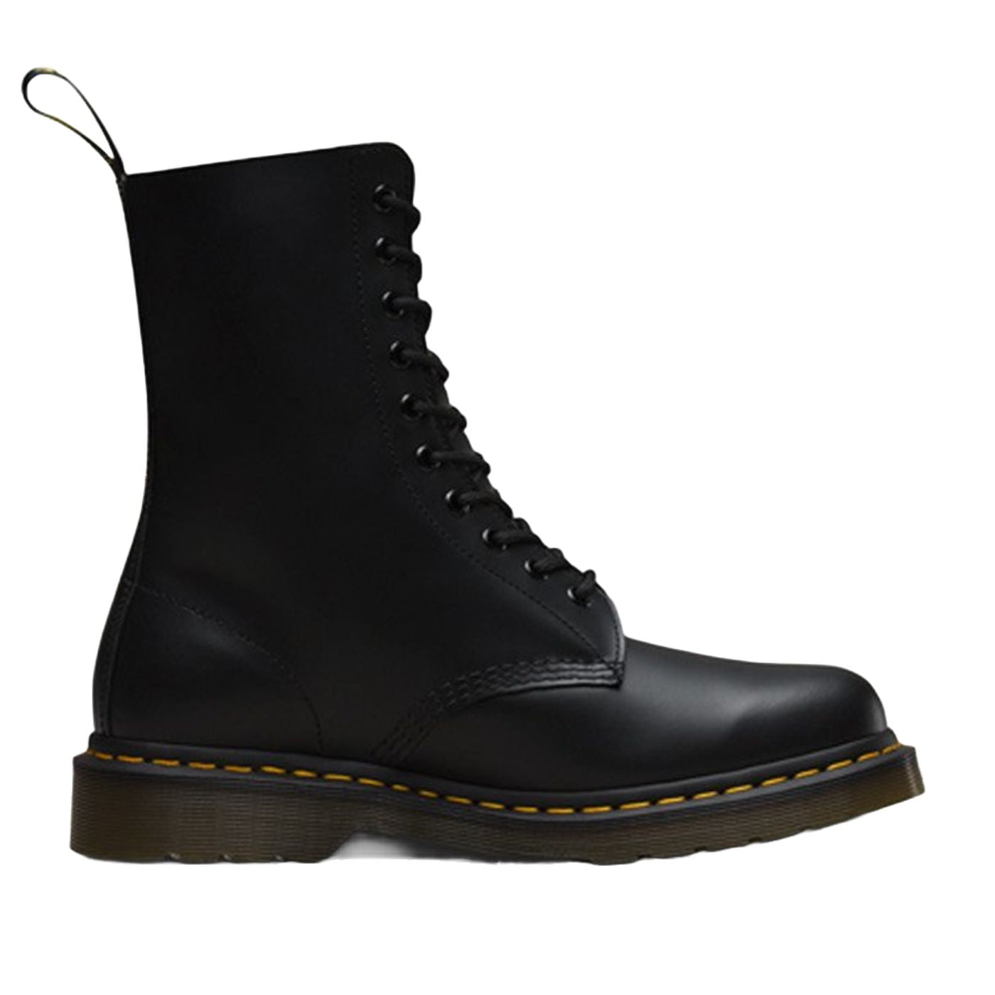 Dr. Martens 1490 Boot in Black